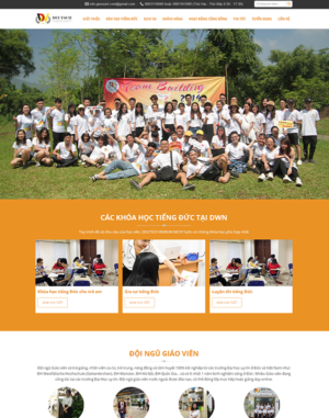 Mau-trang-web-khoa-hoc-tieng-duc-300x381